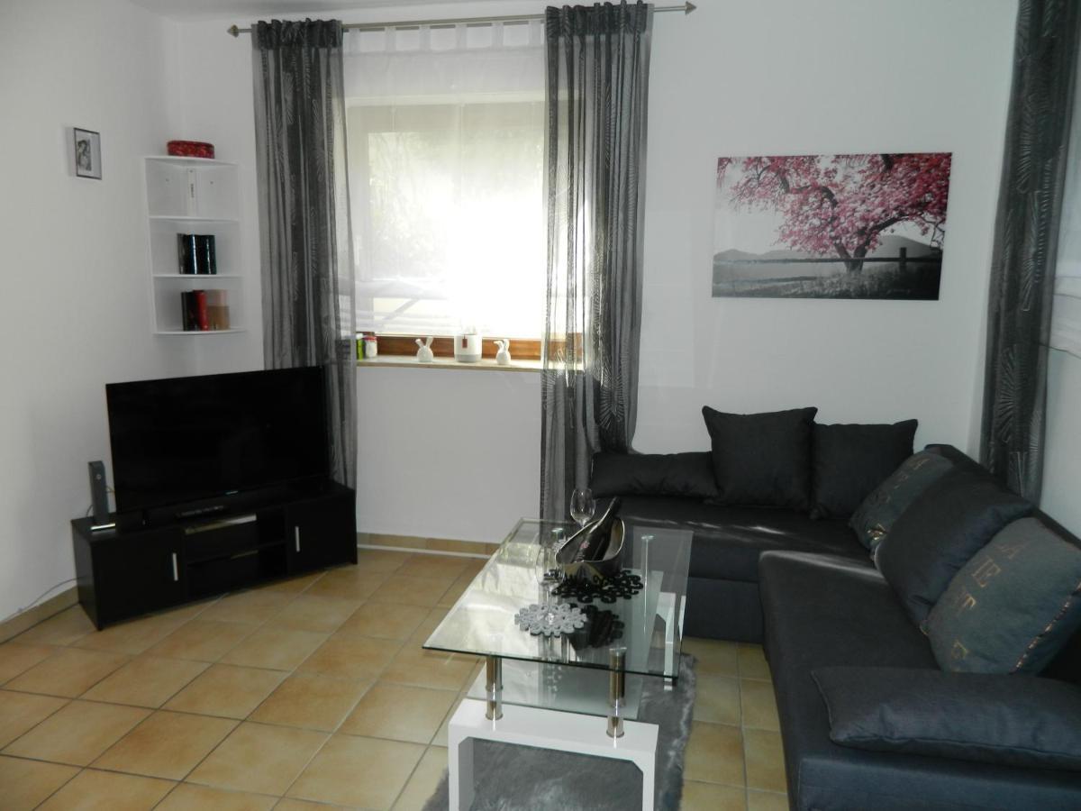 Ferienwohnung Kiko Zornheim 外观 照片
